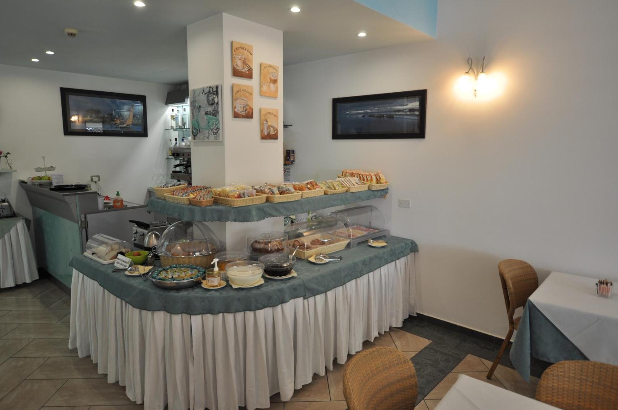 Hotel Mistral Marina di Campo Kültér fotó
