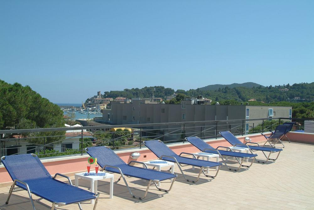 Hotel Mistral Marina di Campo Kültér fotó